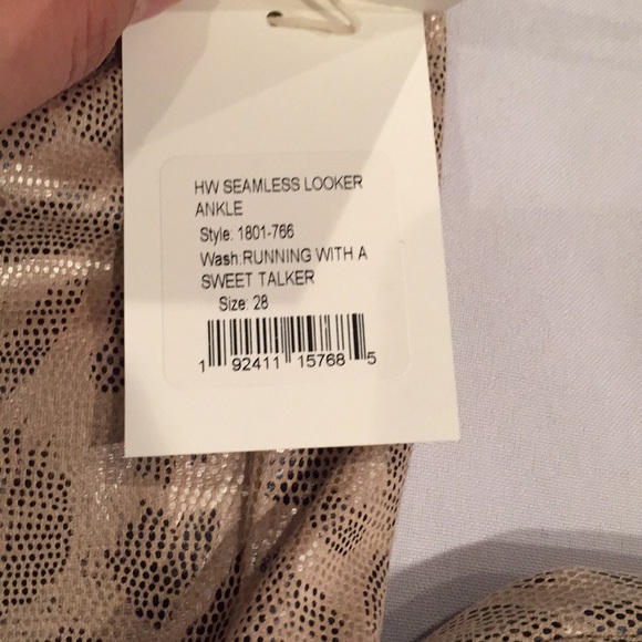 Mother Looker Ankle Running With A Sweet Talker - Picture 6 of 6